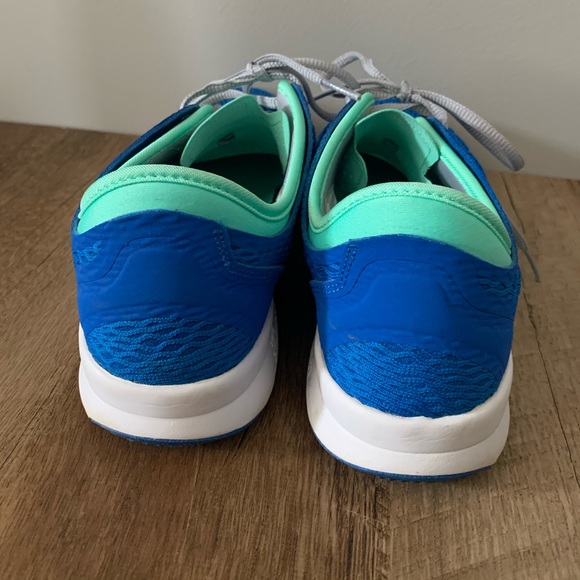 Nike Training Shoes (Size 8) - Picture 4 of 6